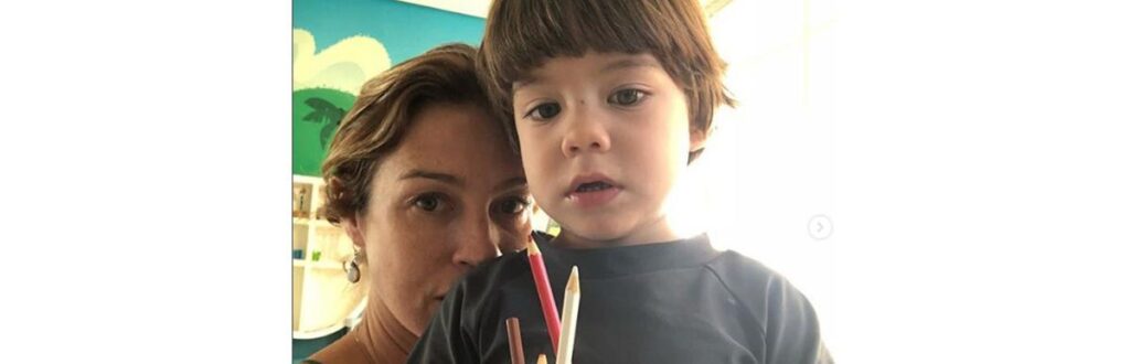 Bem é gêmeo de Liz. Além do casal, Luana Piovani e Pedro Scooby são pais de Dom