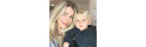 Karina Bacchi e seu filho Enrico bombam nas redes sociais (Foto: Reprodução/Instagram)