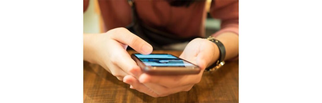 O aplicativo permite que as pessoas recebam informações no celular mesmo quando as conexões estão falhas