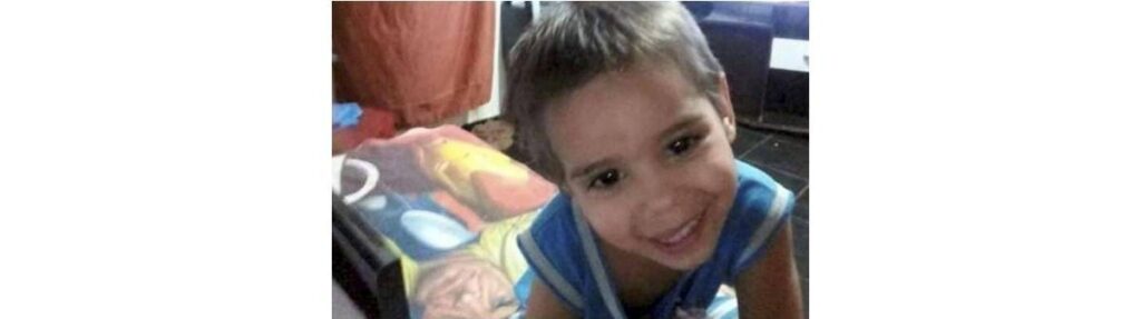 O menino Luan foi atropelado por um metrô