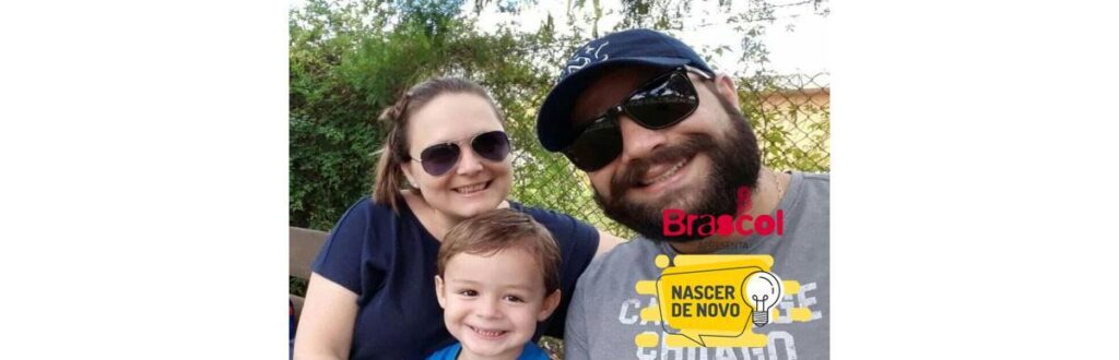 Juliana começou costurando para o seu filho