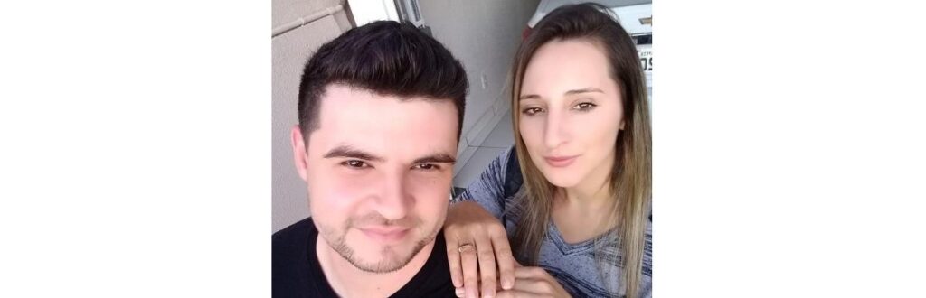 Mulher descobre que está grávida de quíntuplos