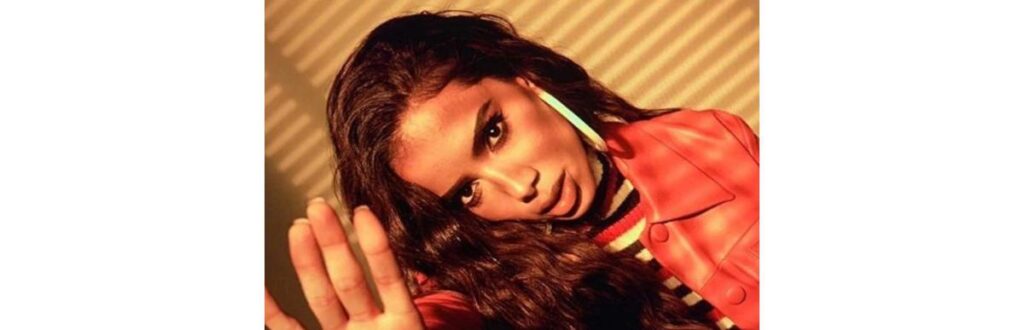 Anitta se emocionou ao reviver a infância