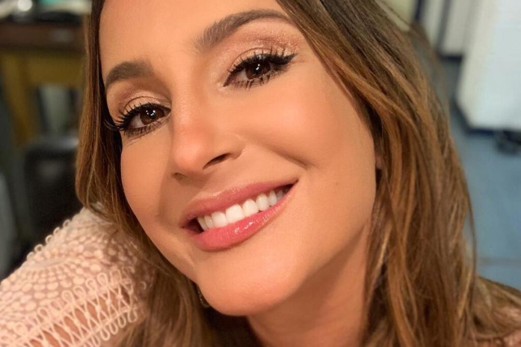 Claudia Leitte deu à luz Bela