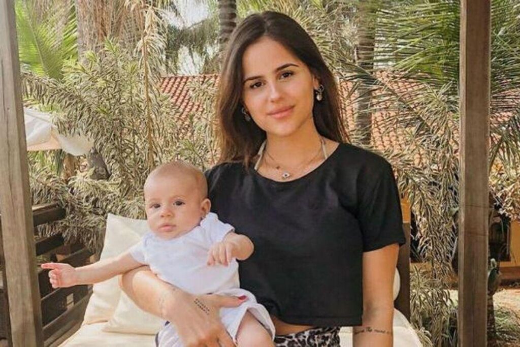 Isabela com o filho
