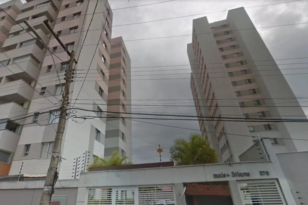 A criança passou por duas cirurgias
