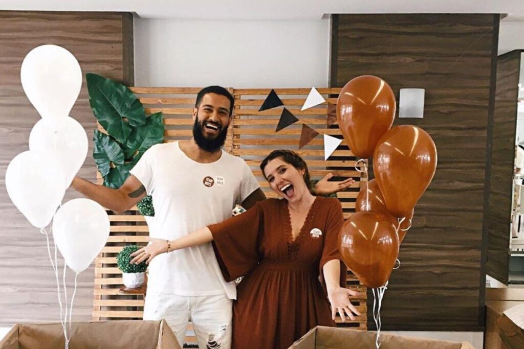 Fernanda e Rafael estão grávidos de gêmeos