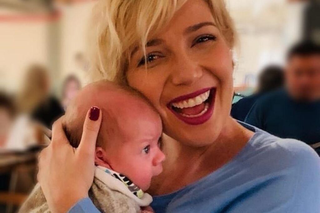 Luiza Possi e Cris Gomes são pais de Lucca