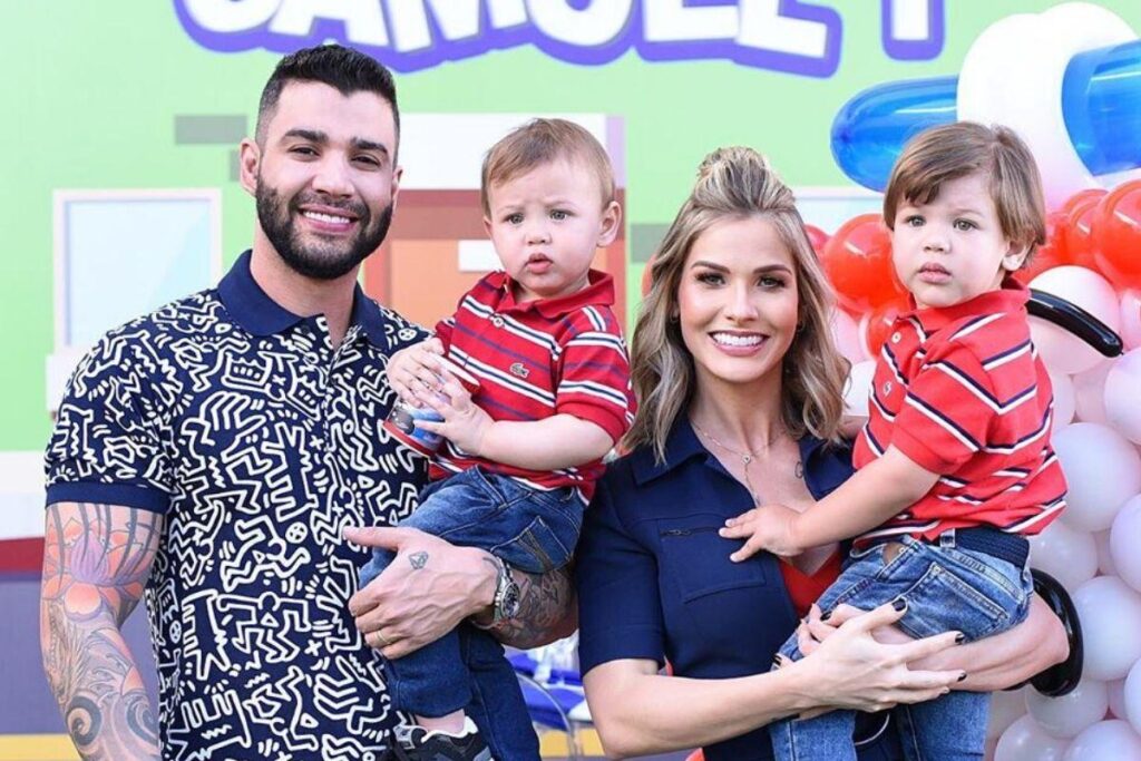 Andressa Suíta é mãe de dois e se surpreendeu com o fato do mais velho já estar falando inglês mesmo sem ter ido à escola