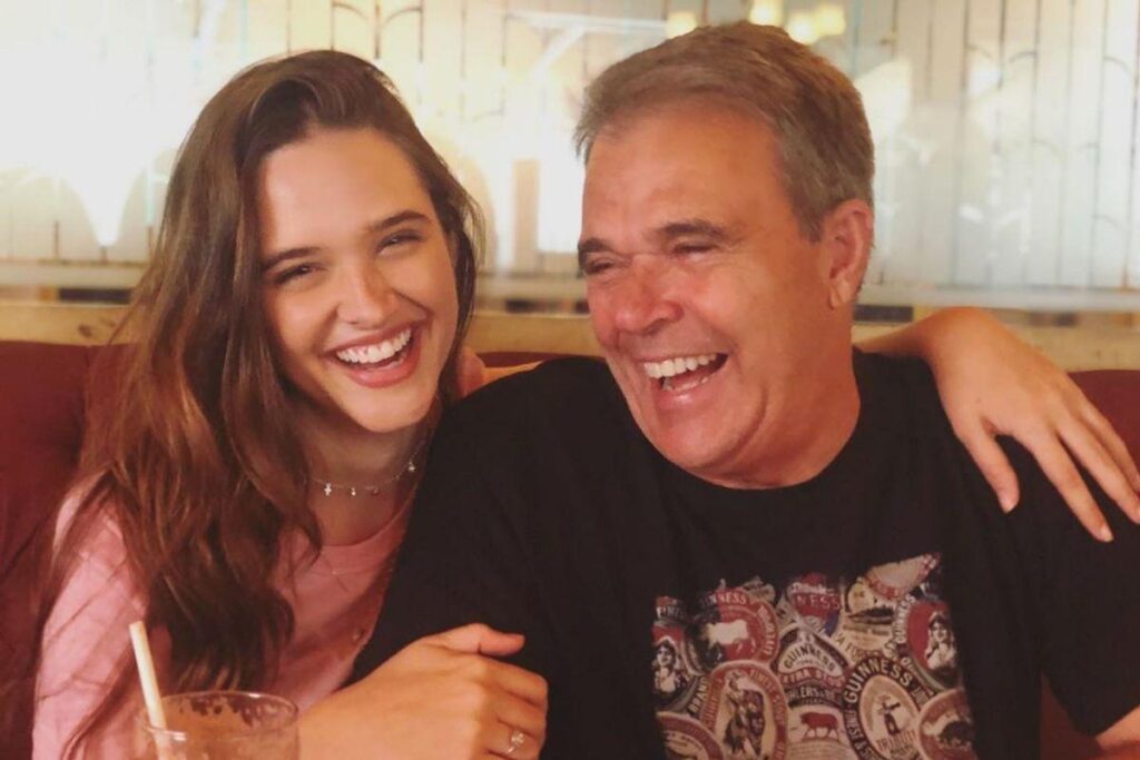 Juliana Paiva relembrou a morte do pai