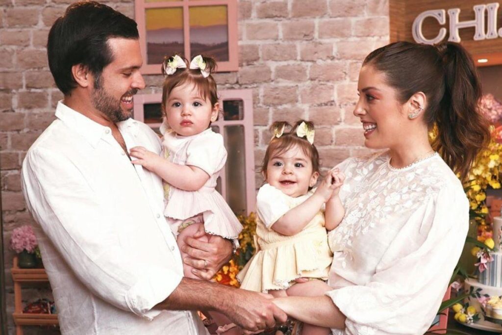 Chiara e Sienna completaram 1 ano de vida