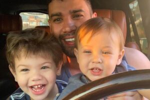 Gusttavo Lima e Andressa Suita com os filhos Gabriel e Samuel