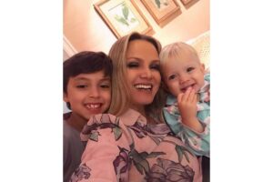 Eliana publica antes e depois dos filhos e impressiona seguidores: “Cresceram tão rápido”