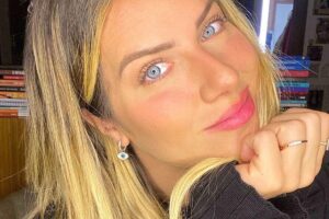Giovanna Ewbank fala se irá ou não voltar para Malawi e responde perguntas de seguidores