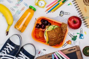 Jeanie Marcelle publica ebook com sugestões de lanches saudáveis para as crianças