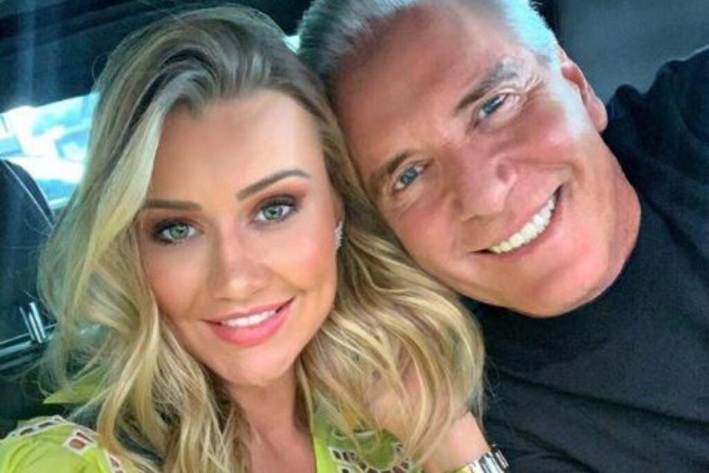 Roberto Justus publica foto ao lado da família e Ticiane Pinheiro faz comentário
