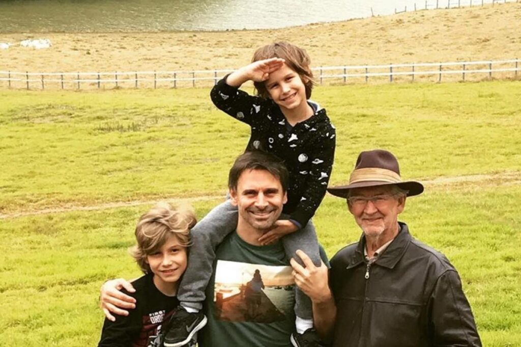 Murilo é pai de Lucas e Artur