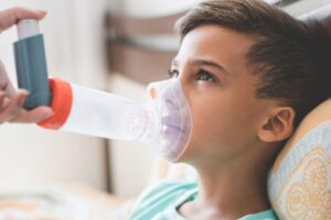 Covid-19: estudo sugere que asmáticos não fazem parte de grupo de risco
