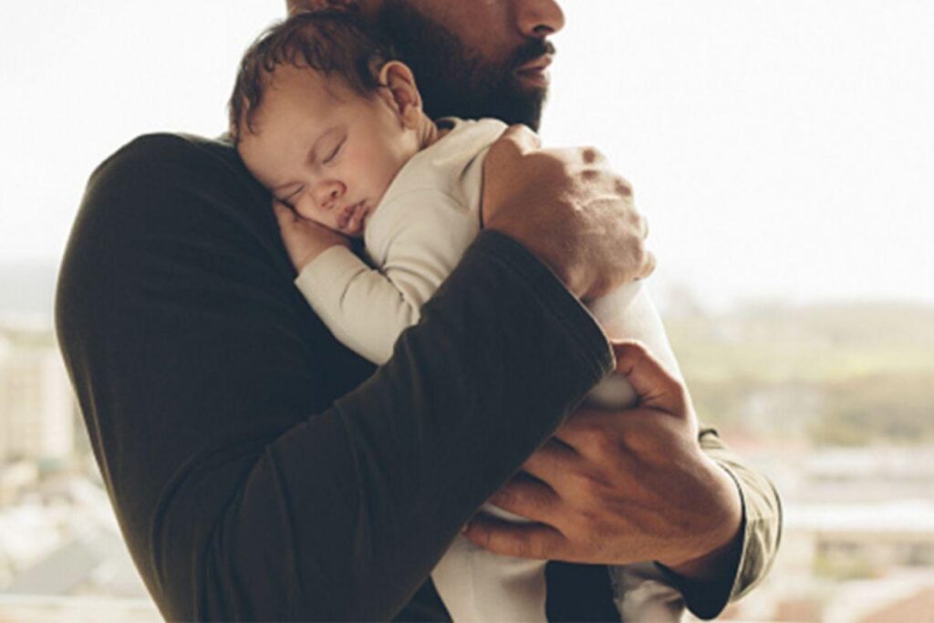 O homem não quer conhecer o bebê