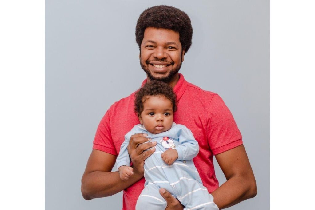 Humberto, com o filho, Apolo, e a esposa, Thainá