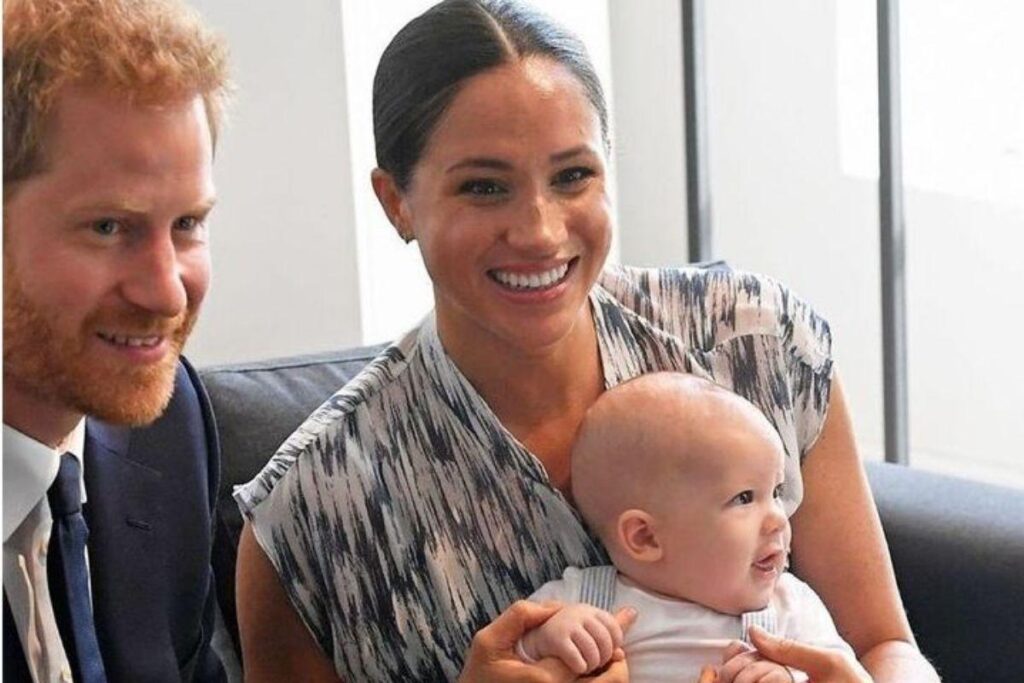 Meghan Markle e príncipe Harry são pais de Archie, de 1 ano