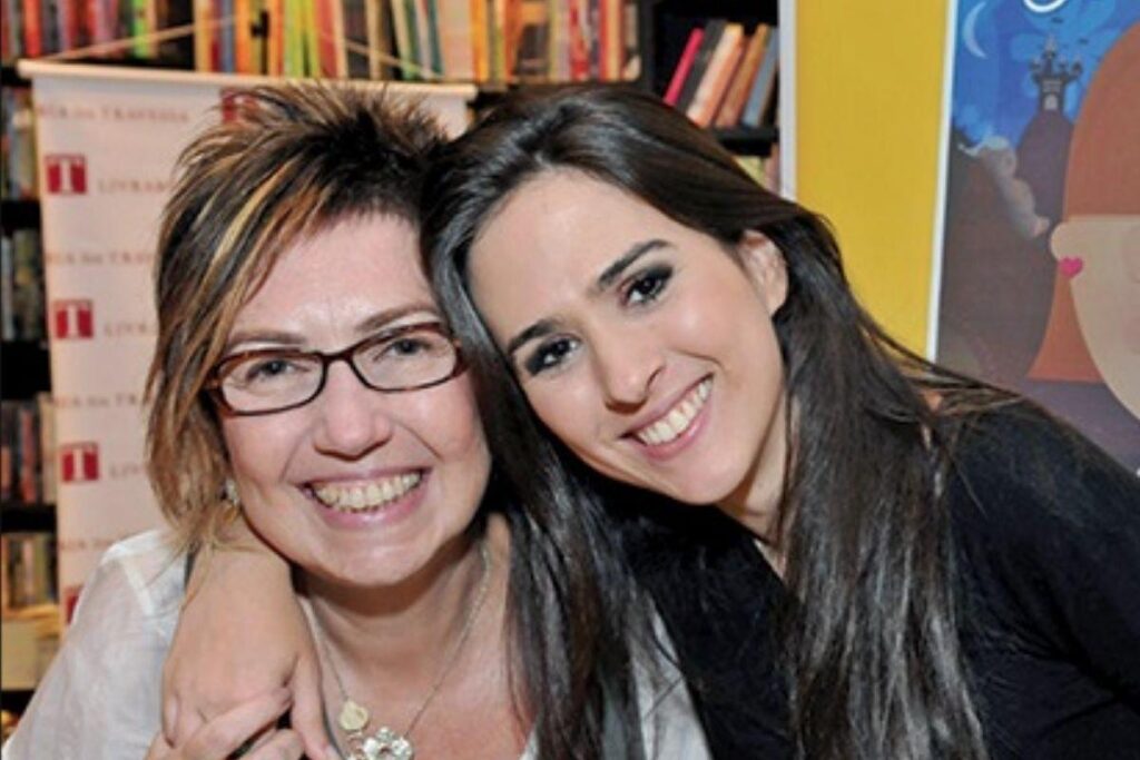 Mãe da apresentadora postou um registro da infância de Tata