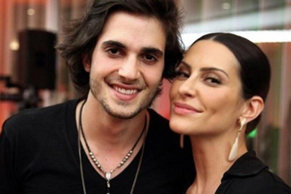 Fiuk é um dos participantes no Big Brother Brasil 21, irmão de Cleo e filho de Fábio Jr.