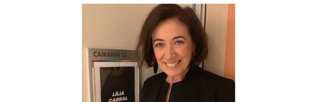 Lilia Cabral postou foto com a filha Giulia Bertolli e a semelhança entre elas chamou atenção