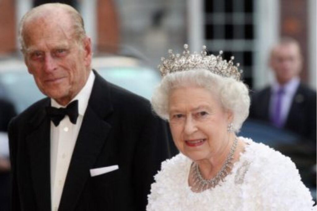 O Palácio de Buckingham tem 77 mil m²