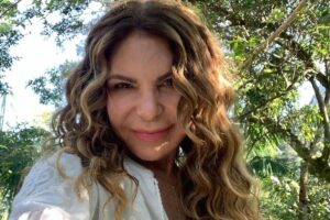 Elba Ramalho faz 1ª parceria musical com Luã, seu filho com Maurício Mattar