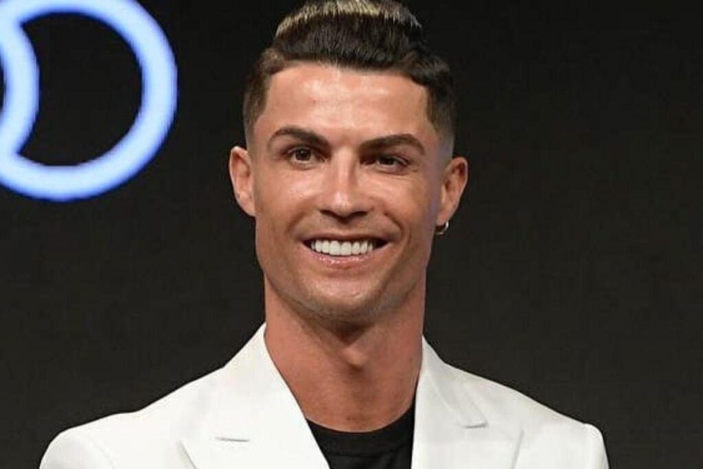 Cristiano Ronaldo faz homenagem de aniversário ao filho nas redes sociais: “Meu amor”
