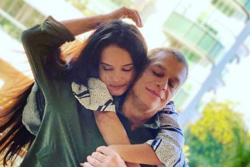 Fábio também é pai de João e Ella