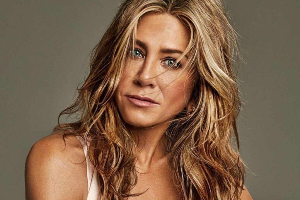 Jennifer Aniston comemora aniversário da afilhada e filha da colega de elenco, Courteney Cox