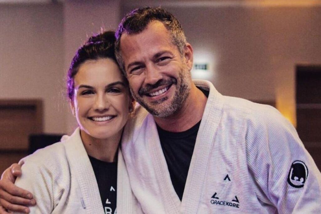 Kyra Gracie fala sobre efeitos da internação no filho: “Não quer ver ninguém de branco”