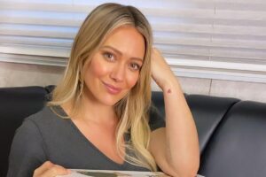 Hilary Duff mostra detalhes do parto da terceira filha em casa: “Aventura mágica e milagrosa”