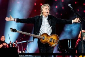 Paul McCartney escreve livro com canção dos Beatles que nunca foi gravada