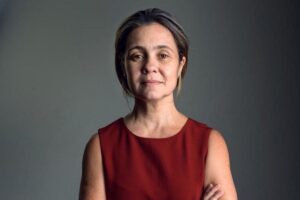 Adriana Esteves com os filhos reunidos