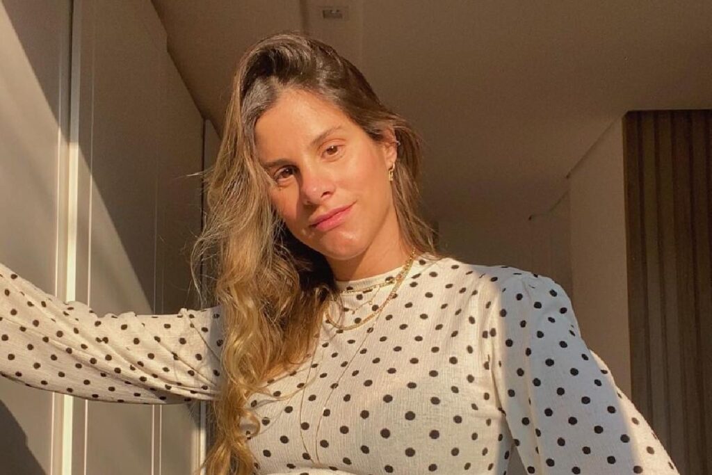 Ela se explicou nas redes sociais