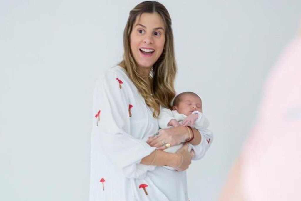 Filha de Shantal comemora 1 mês de vida!