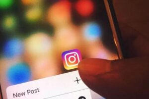 O criador do Instagram, Facebook e WhatsApp Mark Zuckerberg perdeu mais de R$6 bilhões na queda