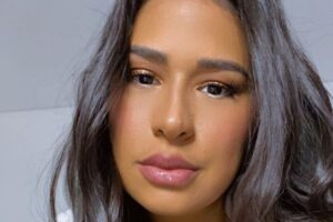 Simone Mendes apareceu nos Stories para falar do assunto