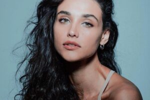 Débora Nascimento compartilhou o registro do lado da mãe e a filha no Instagram
