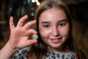 Menina encontra moeda histórica em Israel