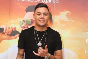 Felipe Araújo é pai de Miguel