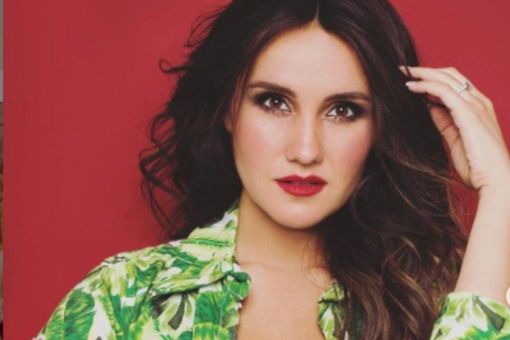 Dulce Maria celebra aniversário da mãe