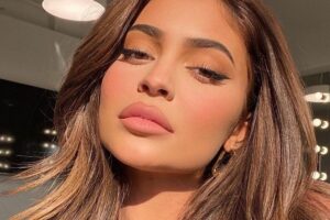 Kylie Jenner e Kendall Jenner na infância
