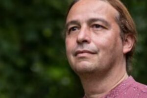 Cientista brasileiro descobre variante ômicron