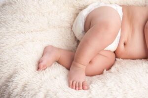 As cólicas podem aparecer duas semanas após o nascimento, durando até cerca de três meses de vida