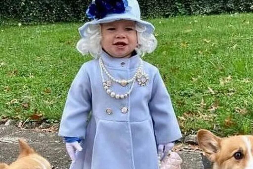 Graças à fantasia, a menina recebeu uma carta diretamente do Castelo de Windsor