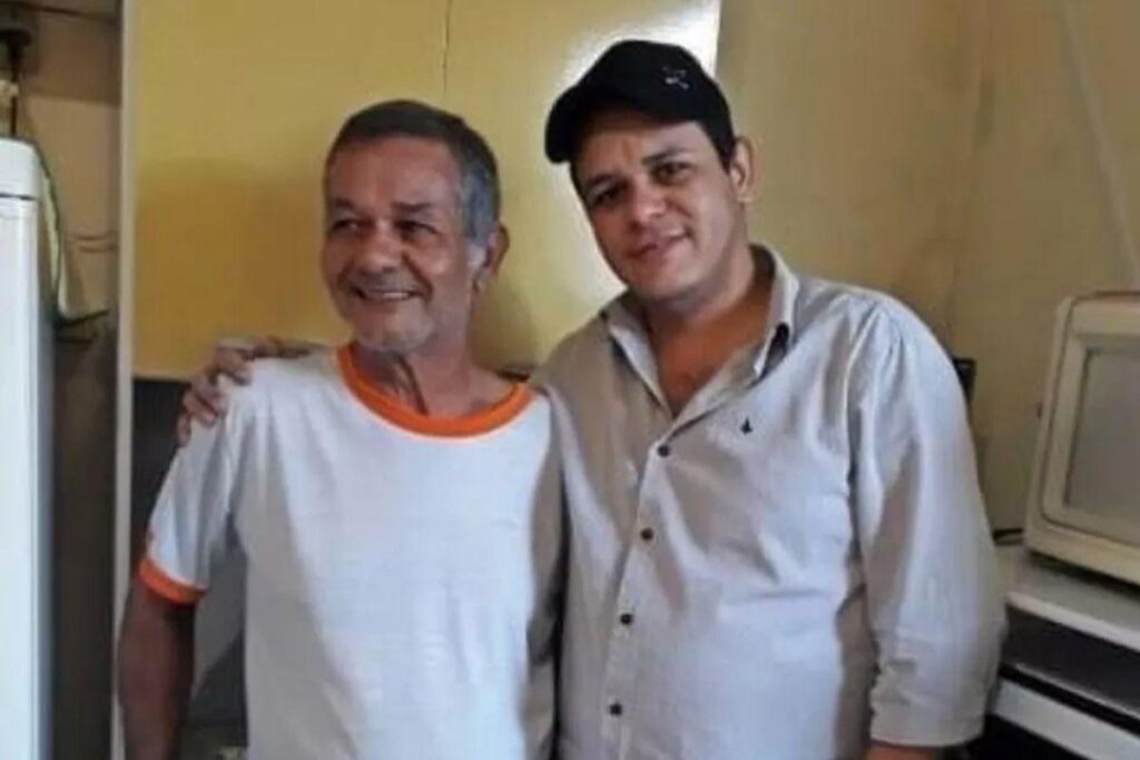 Moisés e o filho Diego, que morreram afogados